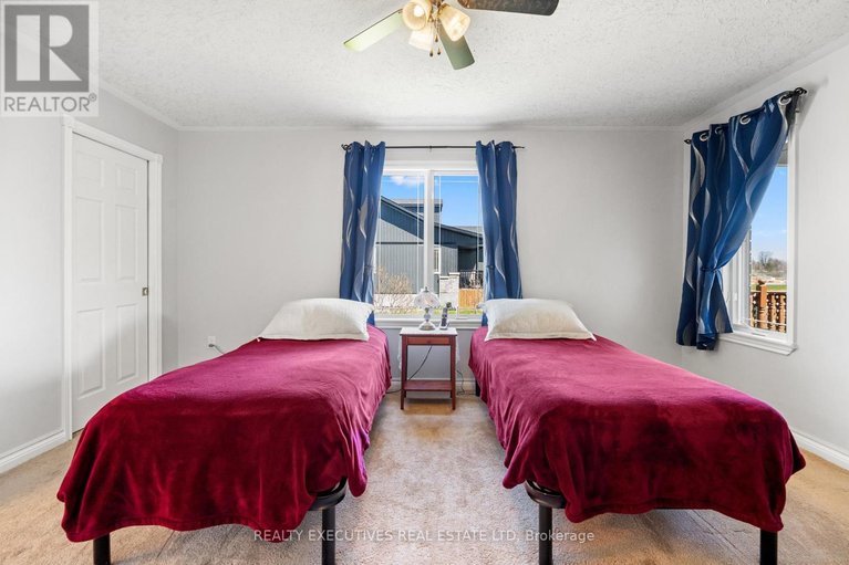 29681250/29-christie-lane/winchester/north-dundas/ontario/K0C2K0_12