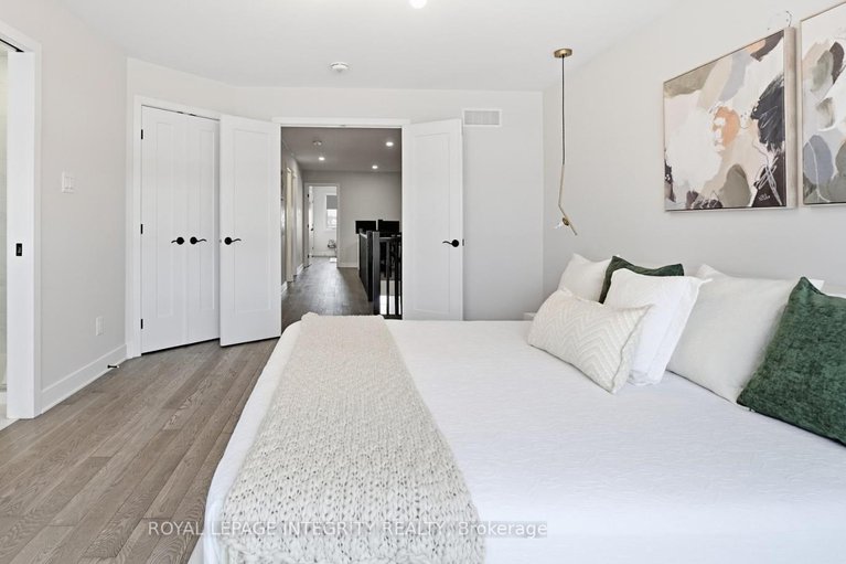 29374175/53-canvasback-ridge/riverside-southgloucester-glen/ottawa/ontario/K4M0P6_20