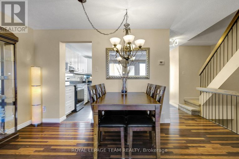 29338686/35-2027-stonehenge-crescent/pineview/ottawa/ontario/K1B4N7_8