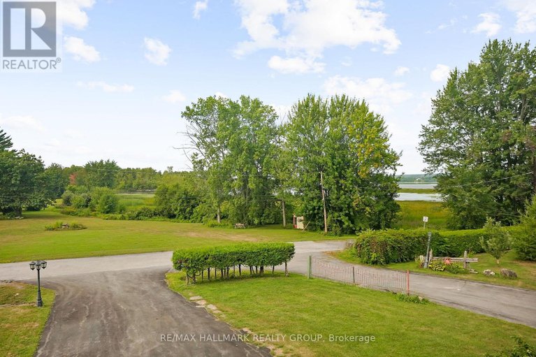 28818165/115-pigeon-street/town-of-rockland/clarence-rockland/ontario/K4K1J8_48