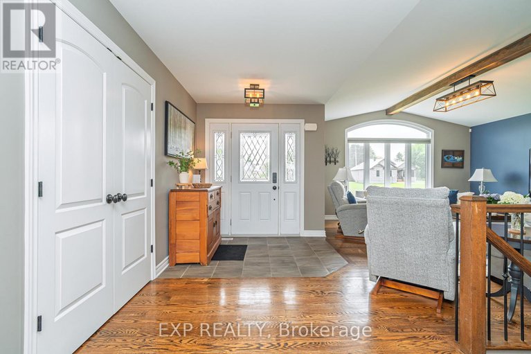 28570678/2892-south-nation-way/north-dundas-mountain-twp/north-dundas/ontario/K0E1W0_2