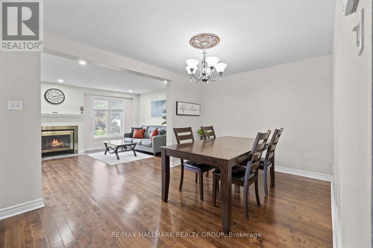28870743/1951-ashmont-street/chapel-hill/ottawa/ontario/K1C7B9_7
