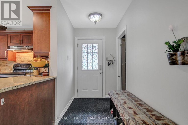 28001018/129-spinnaker-way/constance-bay/ottawa/ontario/K0A3M0_15