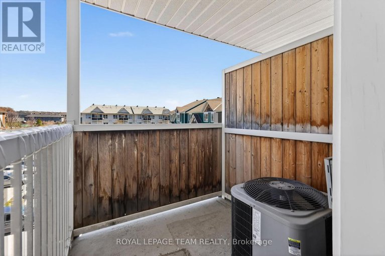 29668383/13-424-hillsboro-private/emerald-meadowstrailwest/ottawa/ontario/K2M3A8_38