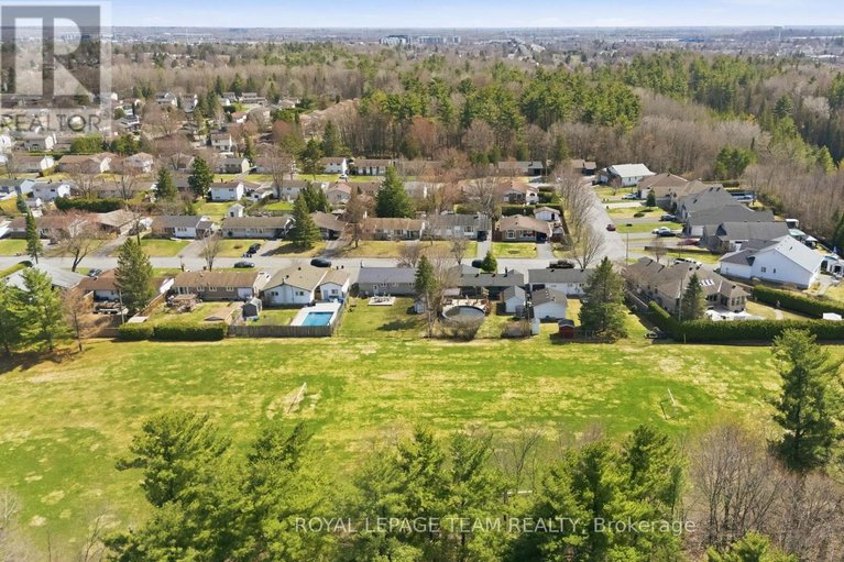 29651251/185-lacroix-avenue/bilberry-creekqueenswood-heights/ottawa/ontario/K1E1K2_6