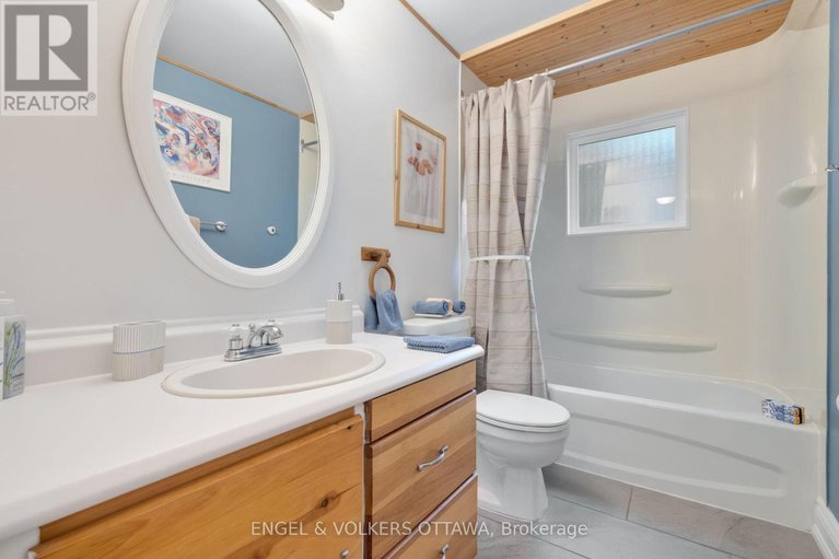 29621371/1173-st-jerome-crescent/convent-glen-north/ottawa/ontario/K1C2A7_21