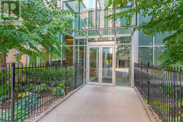 29310406/1104-40-nepean-street/ottawa-centre/ottawa/ontario/K2P0X5_2