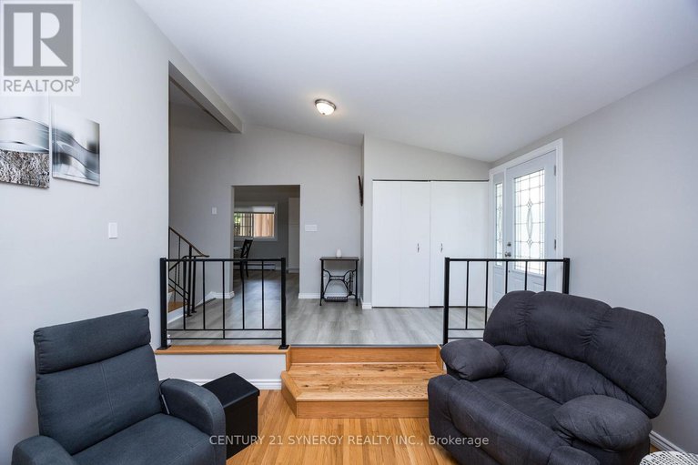 28393390/233-allan-street/smiths-falls/smiths-falls/ontario/K7A4M9_5