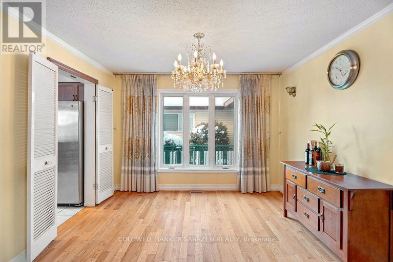 29282717/1040-karsh-drive/hunt-club-park/ottawa/ontario/K1G4M9_16