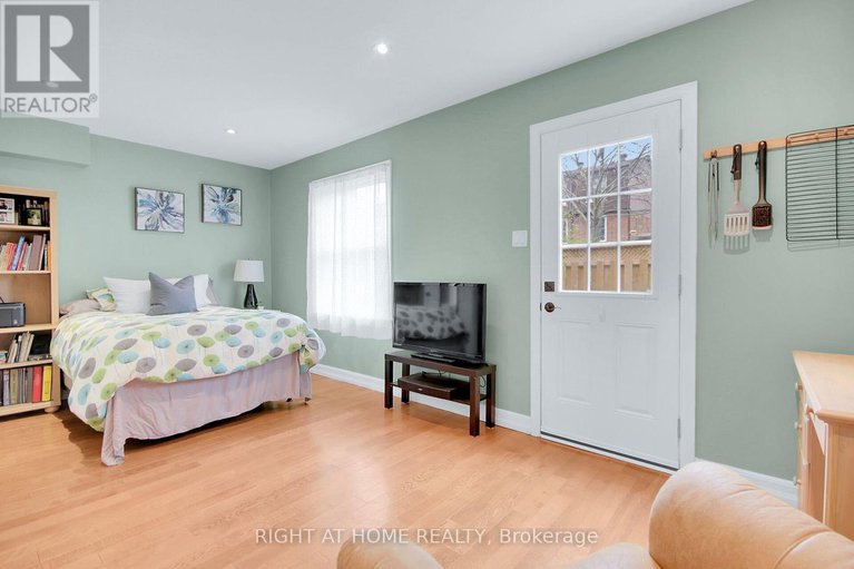 28284390/5-moorside-private/carleton-heights/ottawa/ontario/K2C3P4_33