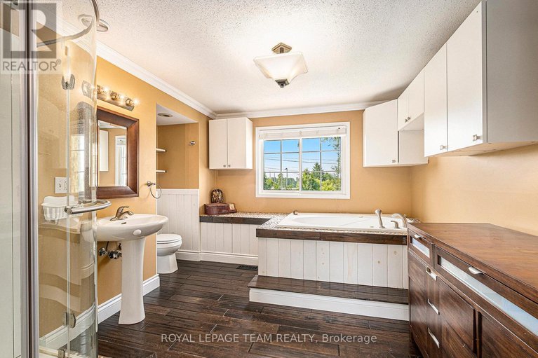 28708364/32-butterwick-street/munster/ottawa/ontario/K0A3P0_16