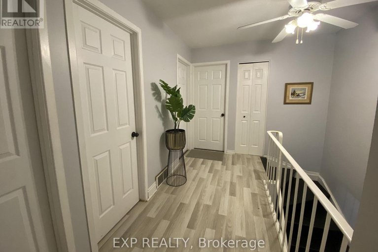 29135222/415-kintyre-private/carleton-square/ottawa/ontario/K2C3M9_36