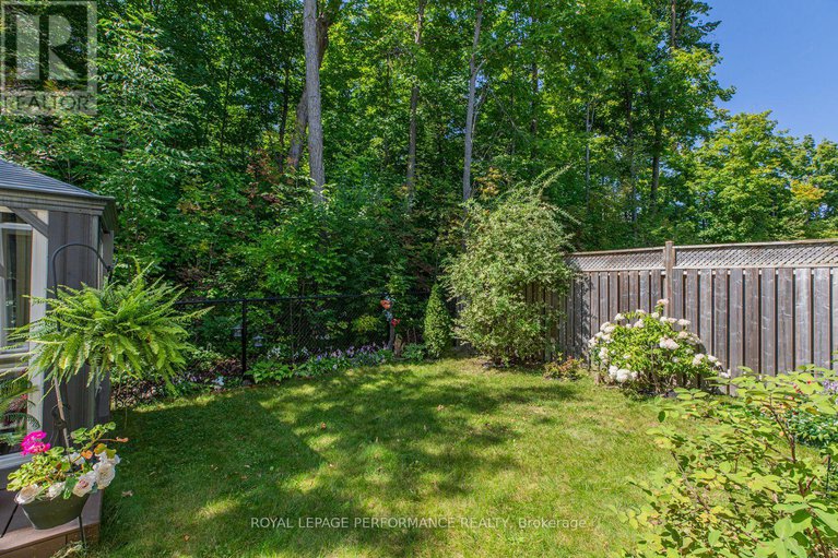 28558182/30-summitview-drive/emerald-meadowstrailwest/ottawa/ontario/K2M2V9_33