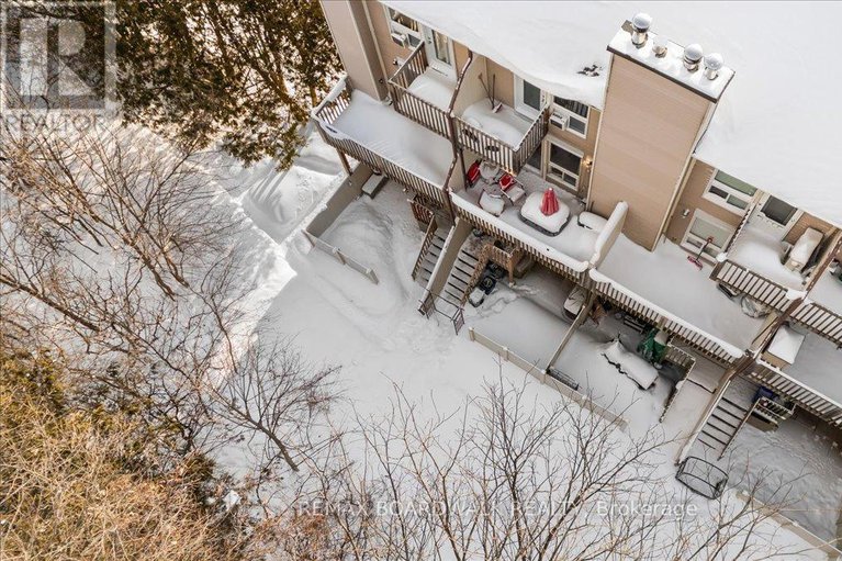 29344607/a-6623-bilberry-drive/convent-glen-north/ottawa/ontario/K1C4N5_30