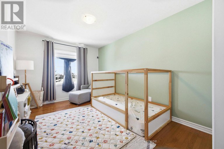 29376576/355-widgeon-way/blossom-parkkemp-parkfindlay-creek/ottawa/ontario/K1T0G1_22