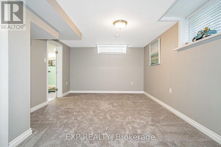 28606248/1125-waterpark-place/manotick-long-island-nicholls-island/ottawa/ontario/K4M1J7_36