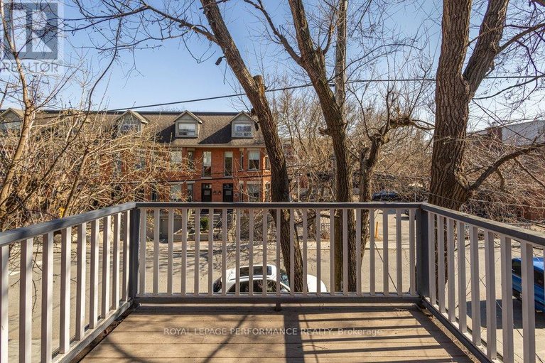 29650204/35-waverley-street/ottawa-centregolden-triangle/ottawa/ontario/K2P0T7_36