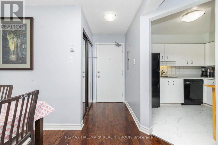 29135225/203-345-centrum-boulevard/bilberry-creekqueenswood-heights/ottawa/ontario/K1E3W9_6