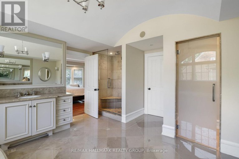 28848175/525-piccadilly-avenue/ottawa-west/ottawa/ontario/K1Y0H7_29