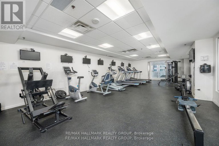28394405/2701-195-besserer-street/sandy-hill/ottawa/ontario/K1N0B6_39