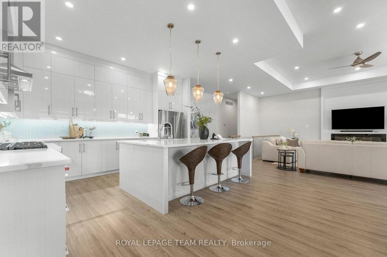 29539782/7125-still-meadow-way/greely/ottawa/ontario/K4P1B8_15