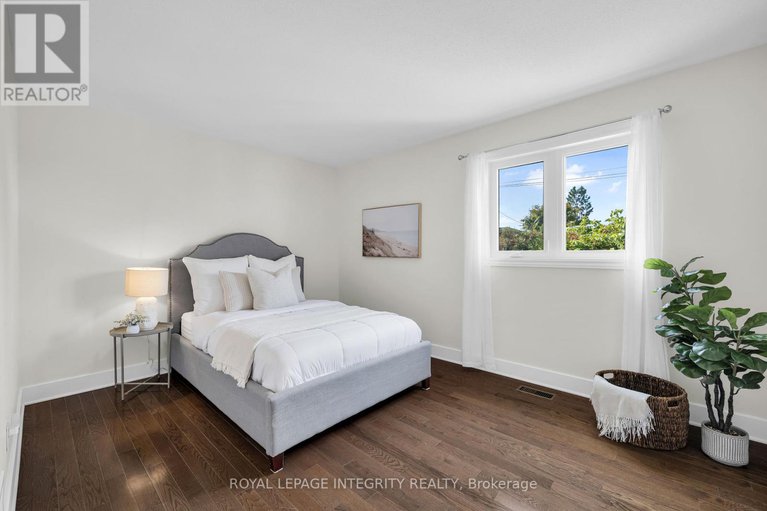 28882325/1979-jasper-avenue/ellwood/ottawa/ontario/K1V0X9_20