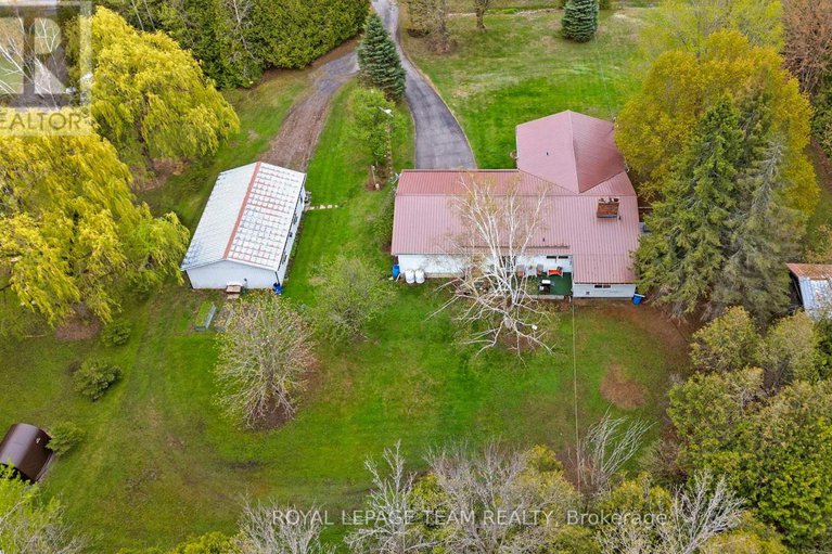 28299232/2915-county-rd-20-road/north-grenville-twp-kemptville-south/north-grenville/ontario/K0G1J0_6