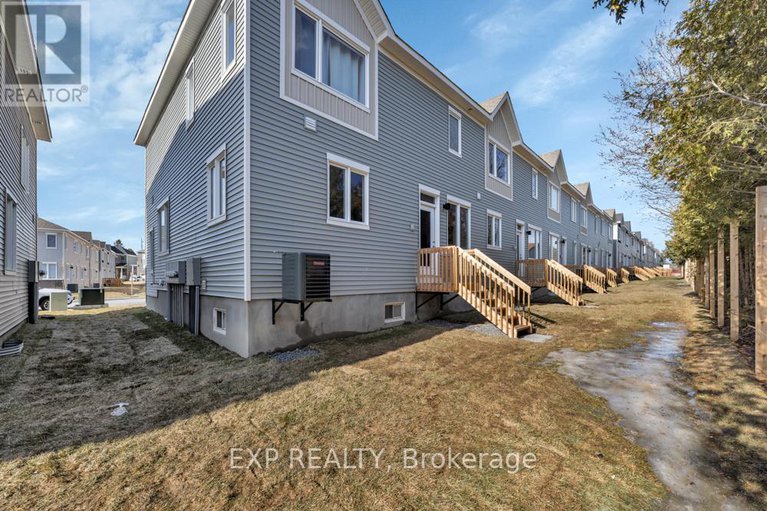 29363972/279-falsetto-street/mer-bleuebradley-estatesanderson-park/ottawa/ontario/K1W0S4_37
