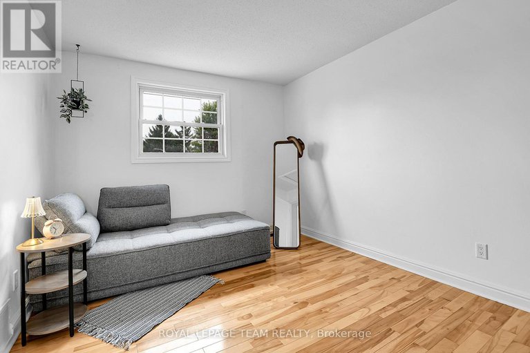 28769027/6405-st-louis-drive/hiawatha-parkconvent-glen/ottawa/ontario/K1C2X9_20
