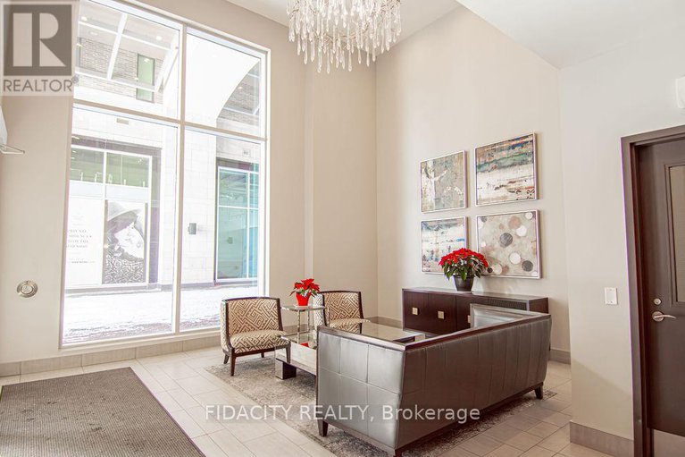 27913837/513-88-richmond-road/westborohampton-park/ottawa/ontario/K1Z0B1_16