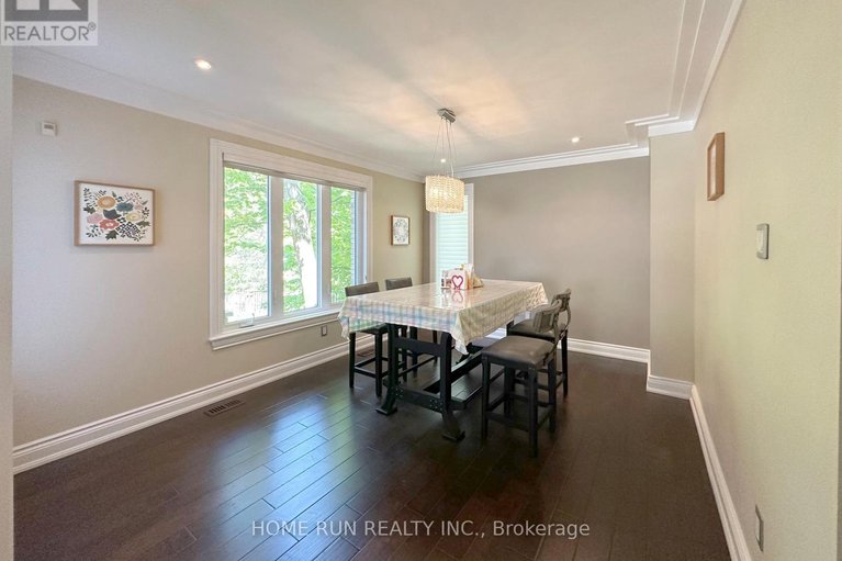 29592563/35-blue-heron-court/rockcliffe/ottawa/ontario/K1L8J7_9