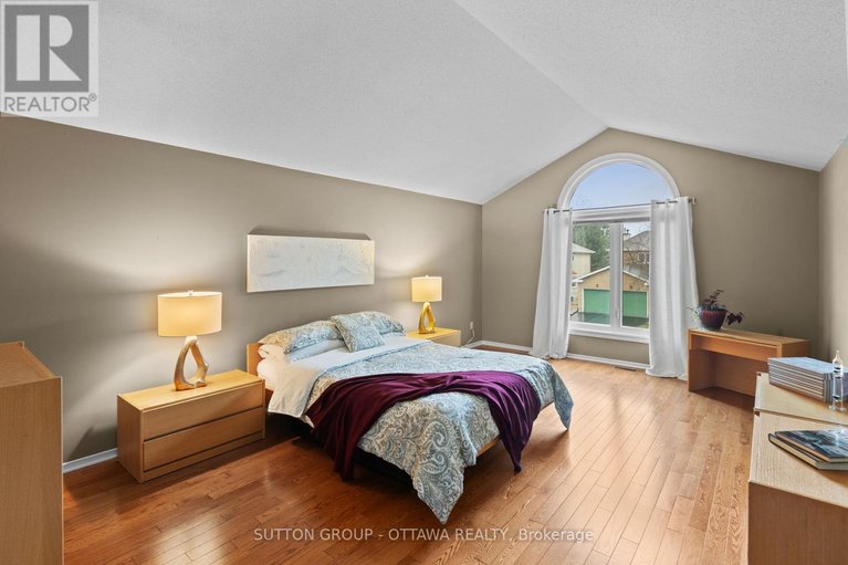 29615591/540-des-conifers-crescent/fallingbrookgardenway-south/ottawa/ontario/K4A3E2_21