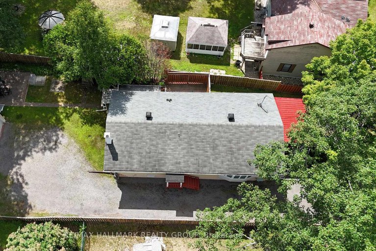 29082660/266-baldwin-street/constance-bay/ottawa/ontario/K0A3M0_33