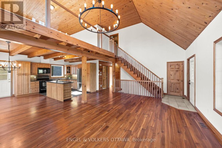 28882323/4682-beckwith-boundary-road/rideau-twp-south-to-roger-stevens-drive/ottawa/ontario/K0A1B0_13