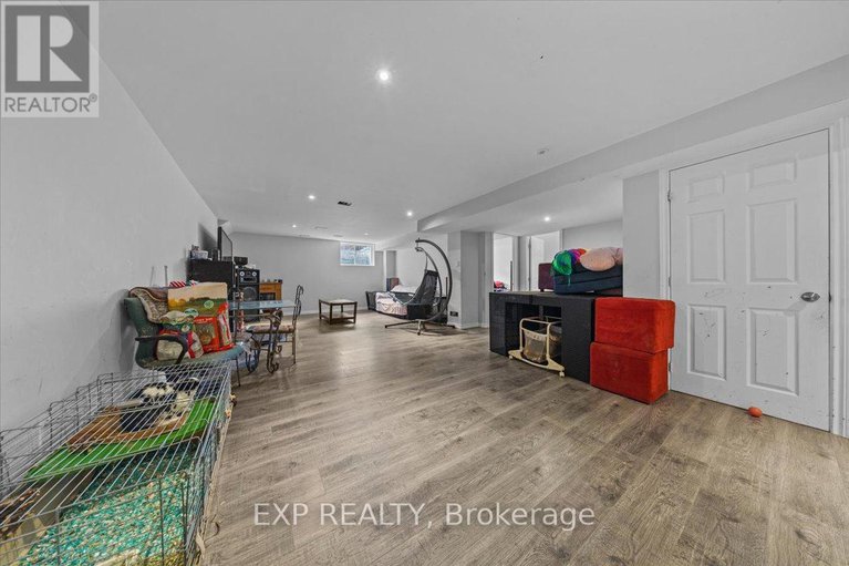 28821511/121-daglan-crescent/avalon-west/ottawa/ontario/K4A0W7_24