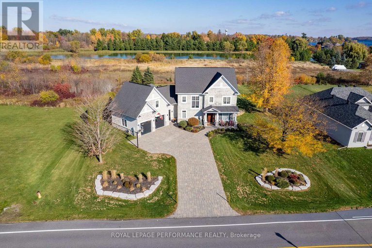 29315178/6721-yacht-boulevard/south-glengarry-charlottenburgh-twp/south-glengarry/ontario/K6H7N6_4