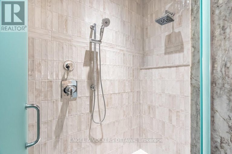 28937304/291-billings-avenue/alta-vistafaircrest-heights/ottawa/ontario/K1H5L2_29