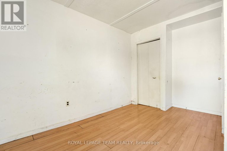 28871191/161-rivington-street/carp/ottawa/ontario/K0A1L0_17