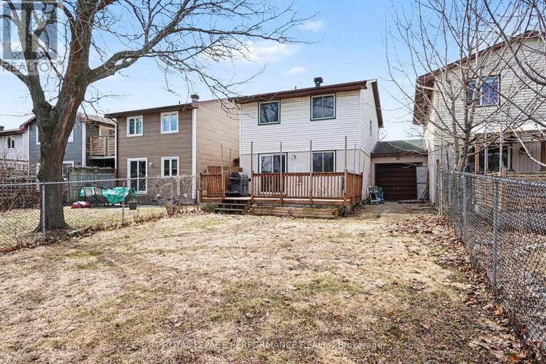 29688015/1367-cedarcroft-crescent/pineview/ottawa/ontario/K1B5G8_28