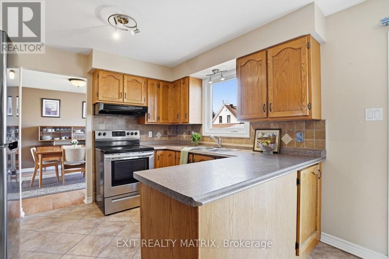 29608053/144-centenaire-street/embrun/russell/ontario/K0A1W0_13