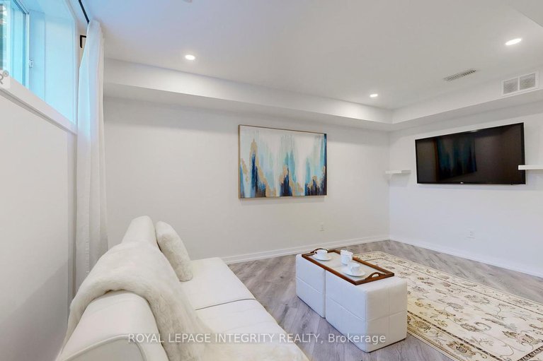 28545914/108-pin-cherry-grove/mer-bleuebradley-estatesanderson-park/ottawa/ontario/K1W0J5_31
