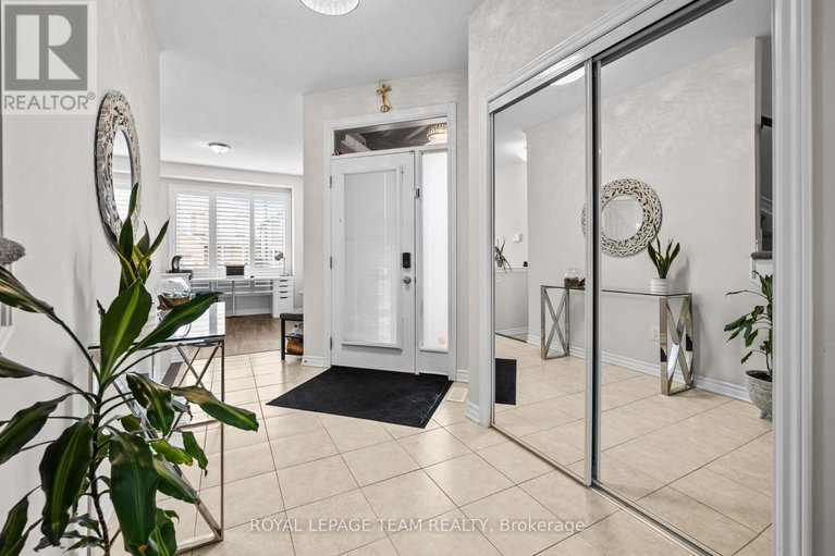 28512161/1135-apolune-street/half-moon-bay/ottawa/ontario/K2J6N8_4