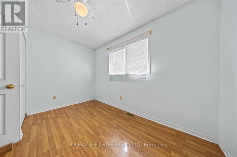 28835294/1024-miss-ottawa-street/beacon-hill-south/ottawa/ontario/K1J7B1_27