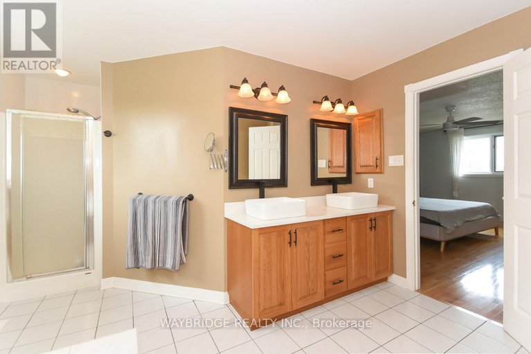 28143902/1467-spartan-grove-street-e/greely/ottawa/ontario/K4P1G1_27