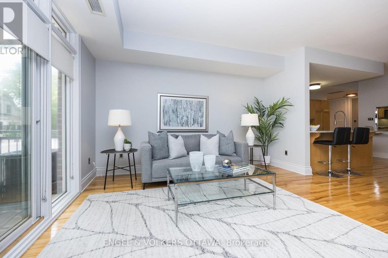 28592109/105-400-mcleod-street/ottawa-centre/ottawa/ontario/K2P1A6_12