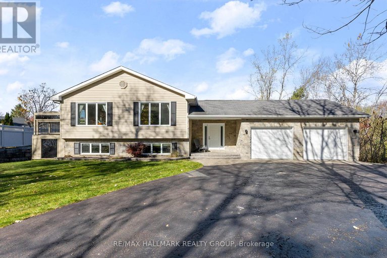 29050098/2605-pierrette-drive/cumberland-estates/ottawa/ontario/K4C1B6_1