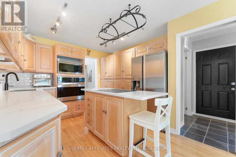28883257/355-riverwood-drive/woodlawnmaclarens-landingkilmaurs/ottawa/ontario/K0A3M0_15