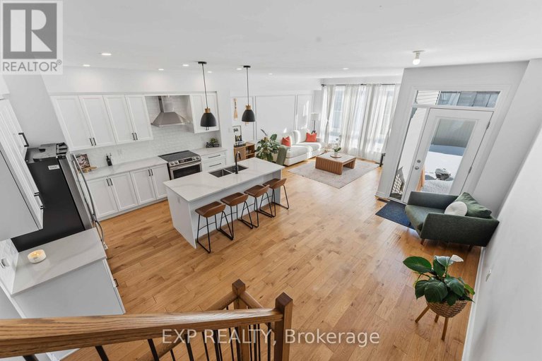 29307483/838-clapham-terrace/stittsville-south/ottawa/ontario/K2S2N8_4