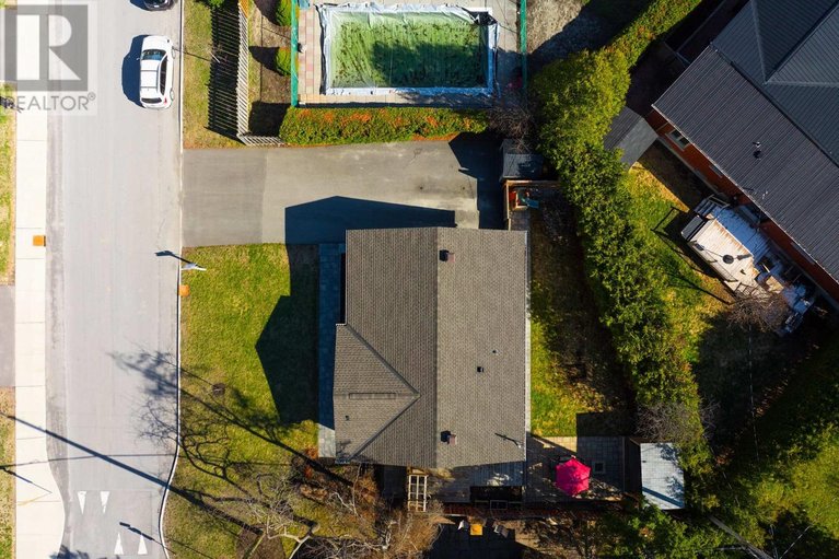 29640984/2052-valley-drive/elmvale-acresurbandale/ottawa/ontario/K1G2P4_37