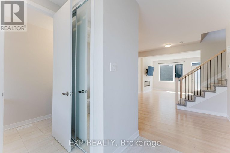 28468879/438-epoch-street/half-moon-bay/ottawa/ontario/K2J6X7_6